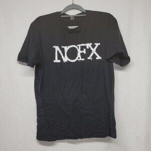 853. Gildan Short Sleeve T-Shirt Black Sz L